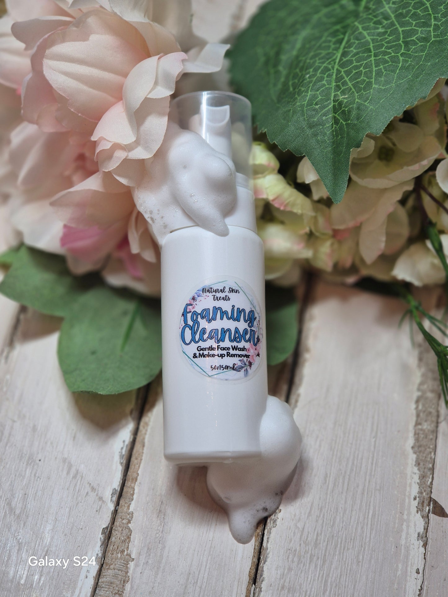 Natural Foaming Cleanser & Make-up Remover 150ml